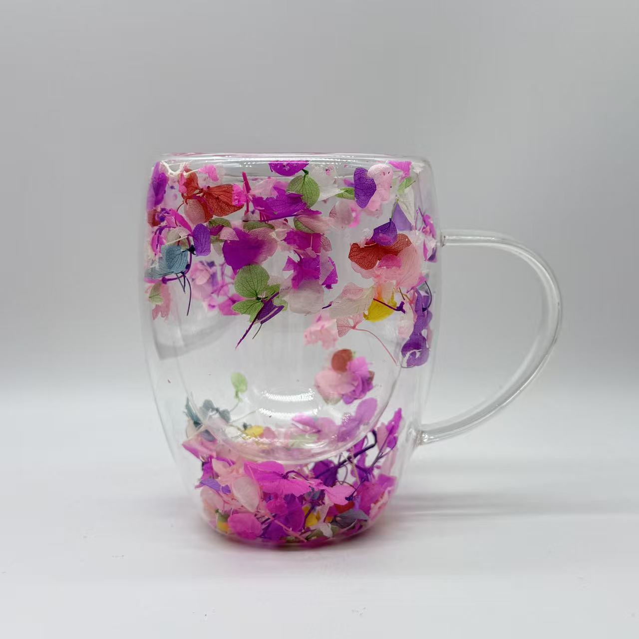 Double-layered glass of dried flowers