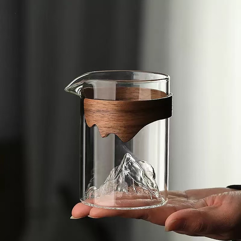 Mountain-shaped glass