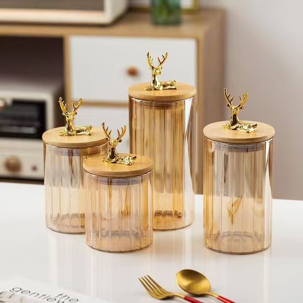 Small deer vertical pattern storage jar