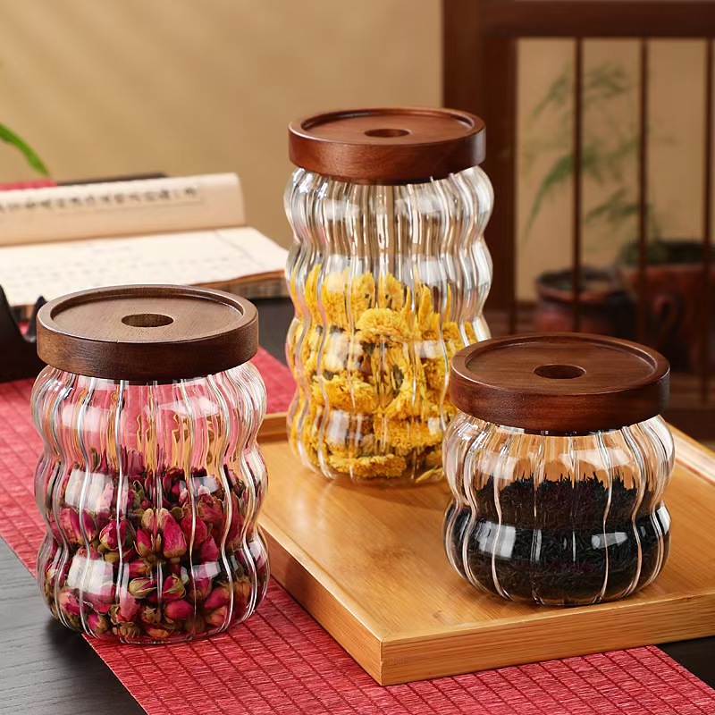 Striped shaped sealing cover